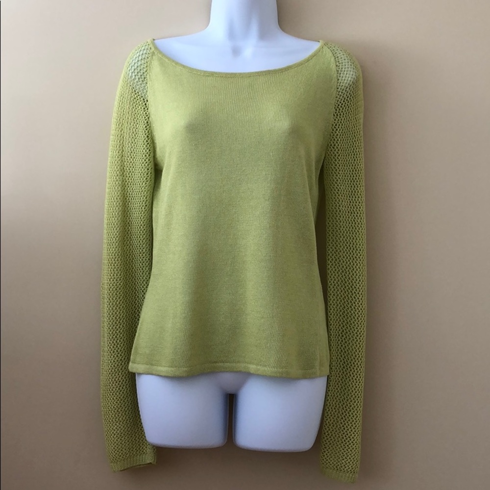 Women top